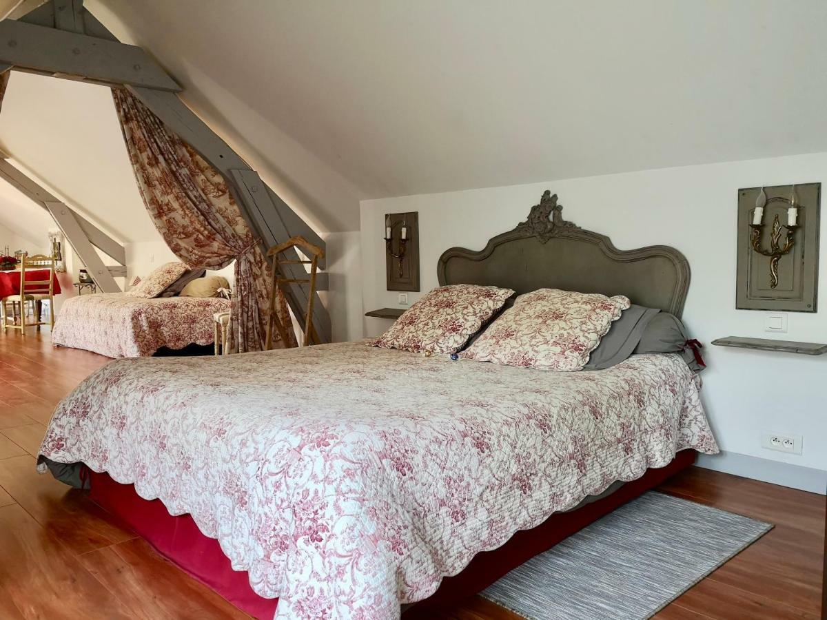 Bed and Breakfast Le Domaine Des Pres Du Hom Bézu-Saint-Éloi Exterior foto